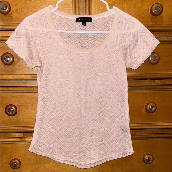 Sanctuary Tops - Charlotte Russe Light Pink Chevron Short Sleeve Tee